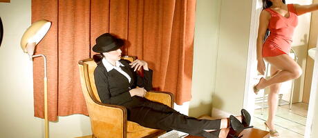 Stunning girls Kitty Langdon and Natalie Minx enjoy hot lesbian strapon fuck 