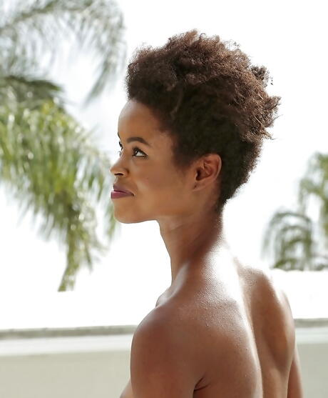 Very attractive ebony brunette hottie Mila Dulce in sexy bikini makes some foot fetish action outside